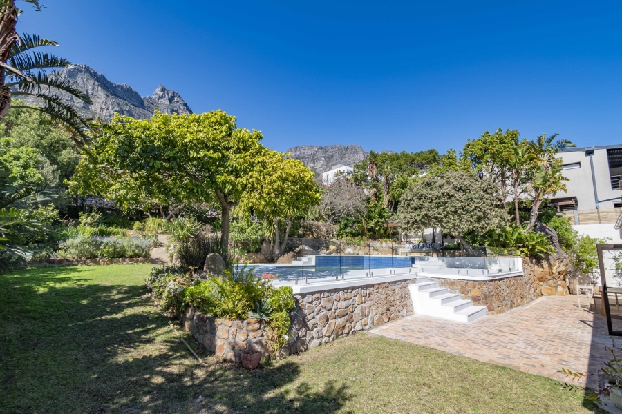 3 Bedroom Property for Sale in Camps Bay Western Cape